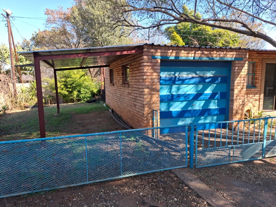 To Let 1 Bedroom Property for Rent in Wilkoppies North West
